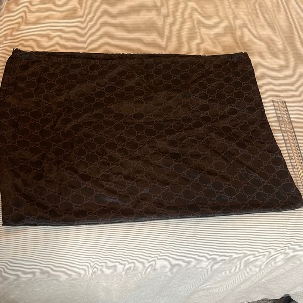XL Vintage silk Gucci dust bag